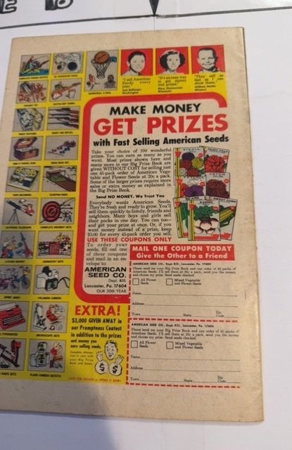 Batman #200 (1968)anniversary issue w scarecrow Needs a little cleaning-covet