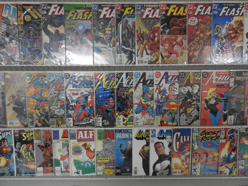 Huge Lot of 140+ Comics W/ Punisher, Flash, Green Lantern Avg. VF- Condition!