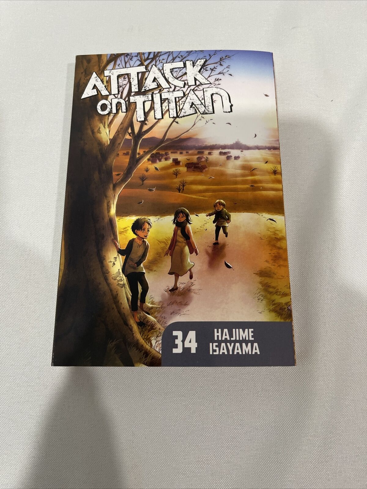 Attack on Titan 34 by Hajime Isayama