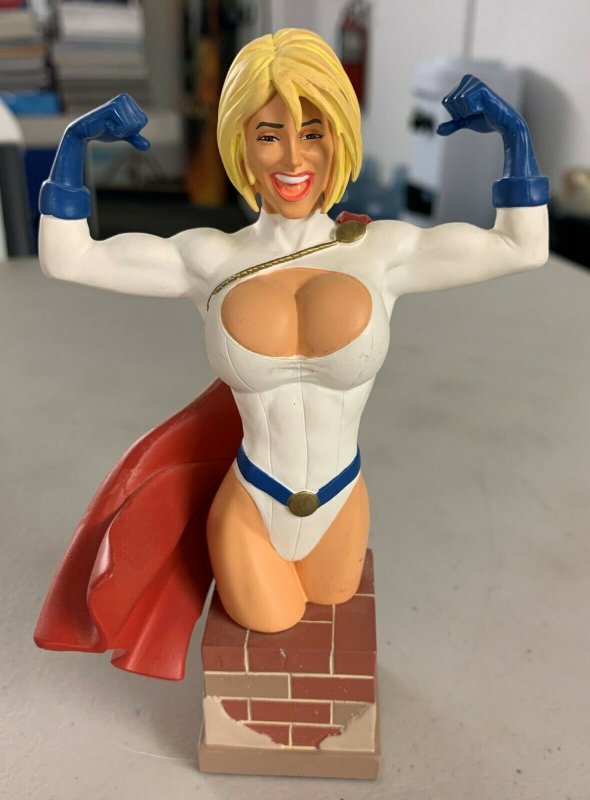 Women of The DC Universe Power Girl Bust Adam Hughes Limited Edition