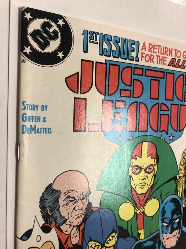 Justice League (1987)(DC) #1 (VF/NM) - Newsstand - 1st App Maxwell Lord