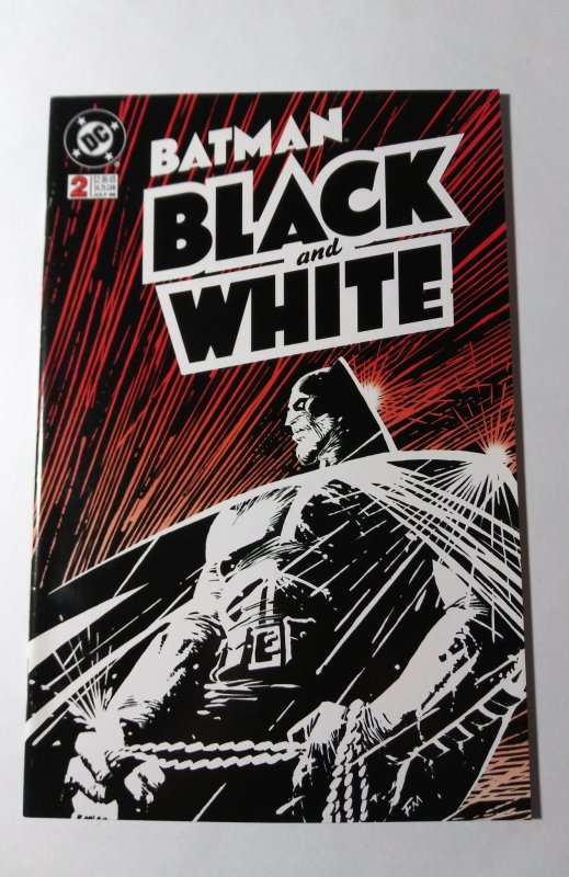 Batman Black And White #2  (1996) >>> $4.99 UNLIMITED SHIPPING !!!