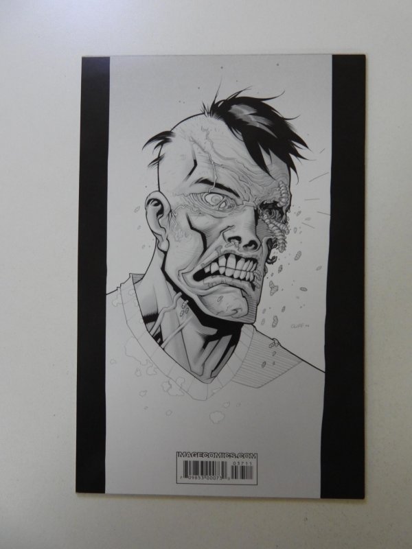 The Walking Dead #37 (2007) NM- condition