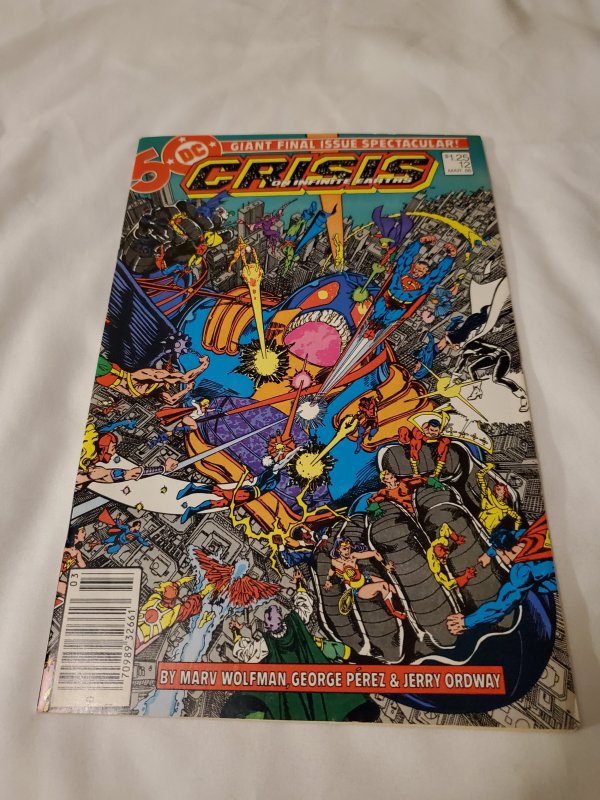 Crisis on Infinite Earths 12 Near Mint- Art by George Perez and Jerry Odrway