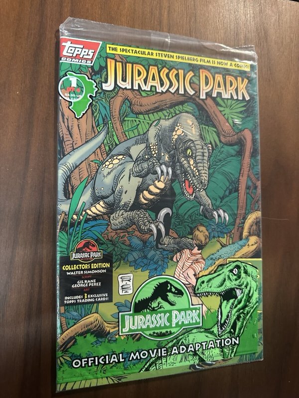 Jurassic Park #1A polybagged with trading cards (Topps 1993)