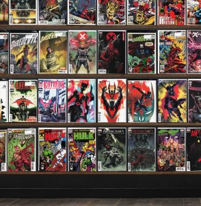 Huge Lot 150+ Comics with Daredevil, Batman Beyond, Thor, Seven Secrets & More!