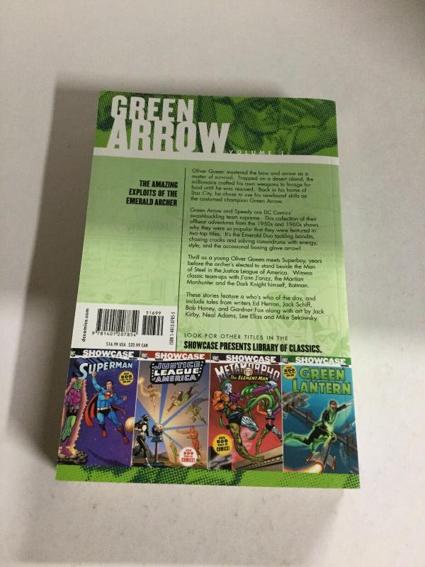 Showcase Presents The Green Arrow Vol 1 Nm Near Mint DC Comics SC TPB