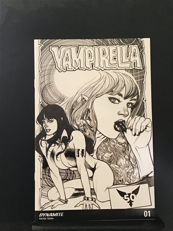 Vampirella #1 Hughes B&W 1:20 Ratio