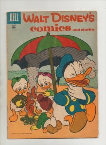 Walt Disney's Comics & Stories #201 - Donald Duck Beach Cover - (Grade 5.0) 1957