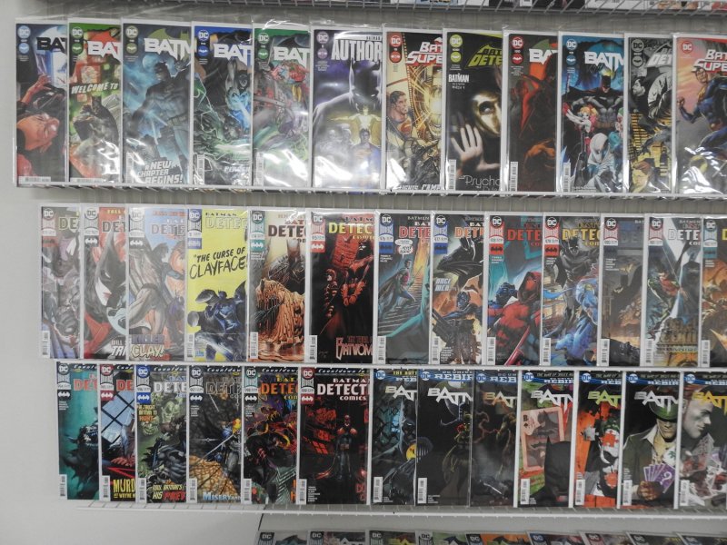 Huge Lot of 140+ Comics W/ Batman! Average VF+ Condition!