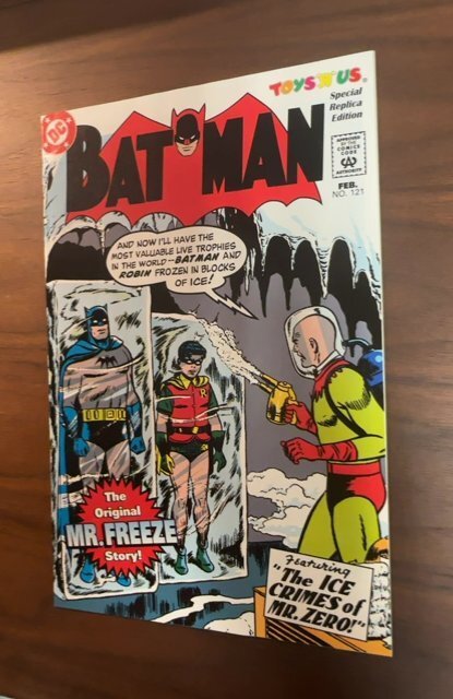 Batman Toys R Us Special Replica Edition (1997) #121 FN/VF