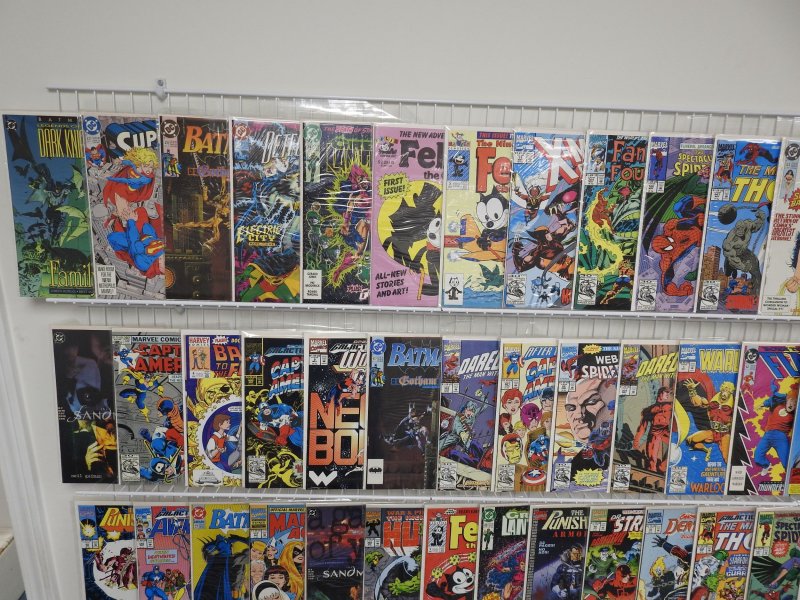 Huge Lot 140+ Comics W/ Swamp Thing, Avengers, Batman, +More! Avg VF- Condition!