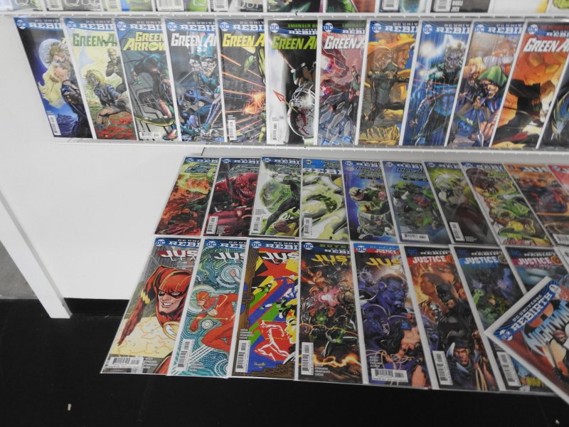 Huge Lot 160+ Comics W/ Batman, Green Lantern, Aquaman+ Avg VF-NM Condition!