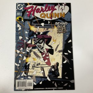 HARLEY QUINN 33 SIGNED HUDDLESTON NM NEAR MINT DC COMICS