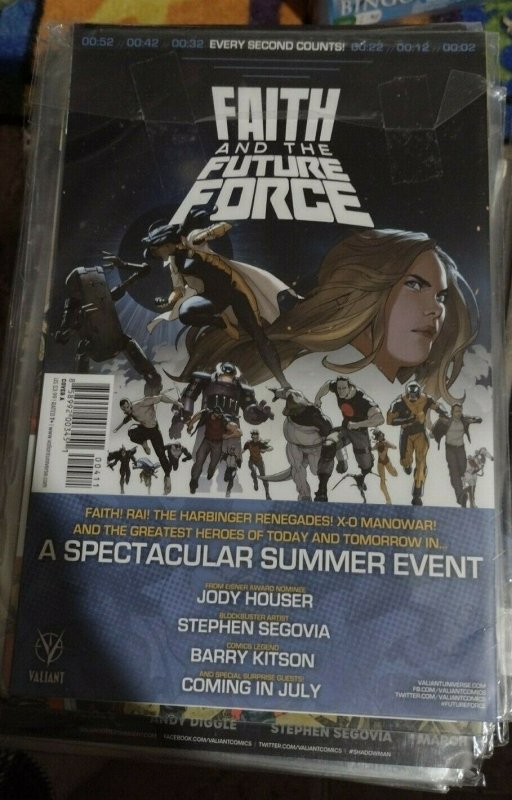 X-O MANOWAR # 4  2017  VOL 4 VALIANT   matt kindt  LAROSSA VARIANT COVER