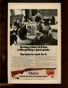 (1973) Shazam! #5 - THE MAN WHO WASN'T! (6.0)