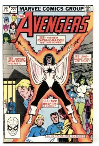 Avengers #227 1982 Captain Marvel Monica Rambeau joins the Avengers -NM-