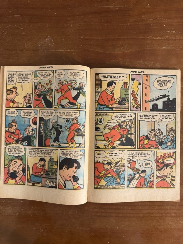 Captain Marvel Adventures #59 (Fawcett 1946) [VG/FN]
