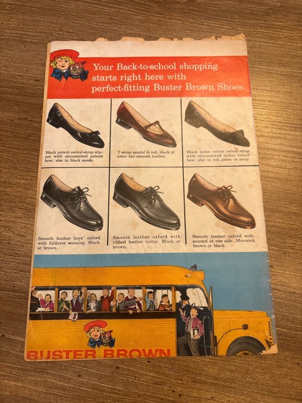 Buster Brown In Buster Makes The Team Shoe Copmany Promo Comic Book VG- 7 J409