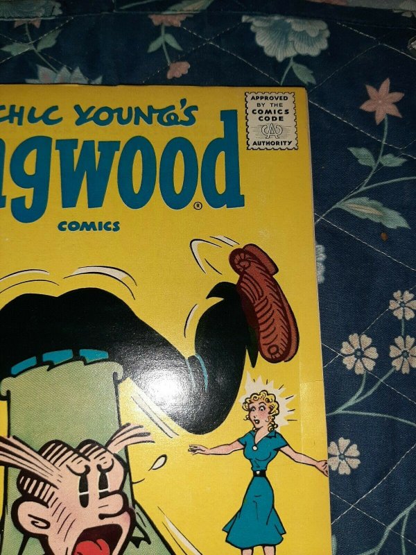 DAGWOOD #111  1960 HARVEY COMIC .SUPER CONDITION!!!! SEE PICS. CHECK $$$