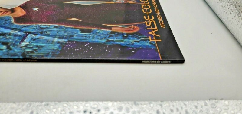 Star Trek: Voyager-False Colors #1 & 1A  NM  COMBO Price  Jim Lee & Variant 2000 