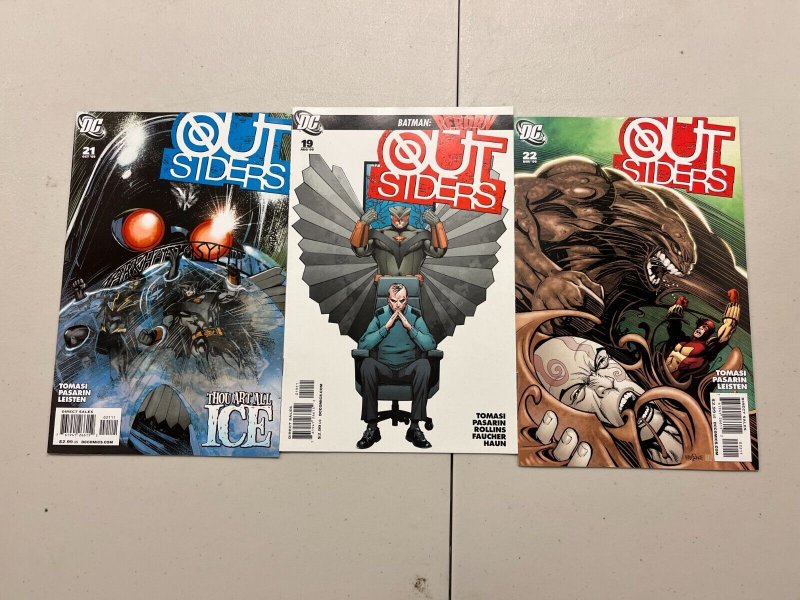 5 Outsiders DC Comics Books #19 21 22 23 26 12 JW12