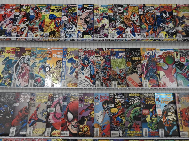 Huge Lot 200+ Comics W/ Web of Spider-Man, Spectacular Spider-Man, +More Avg FN-