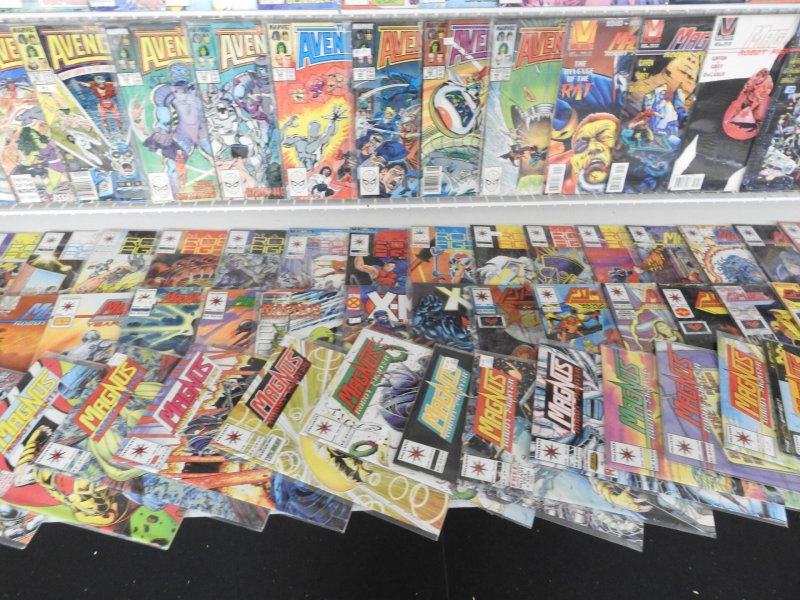 Huge Lot of 180+ Comics W/ Captain America, Avengers +More! Avg VF Condition