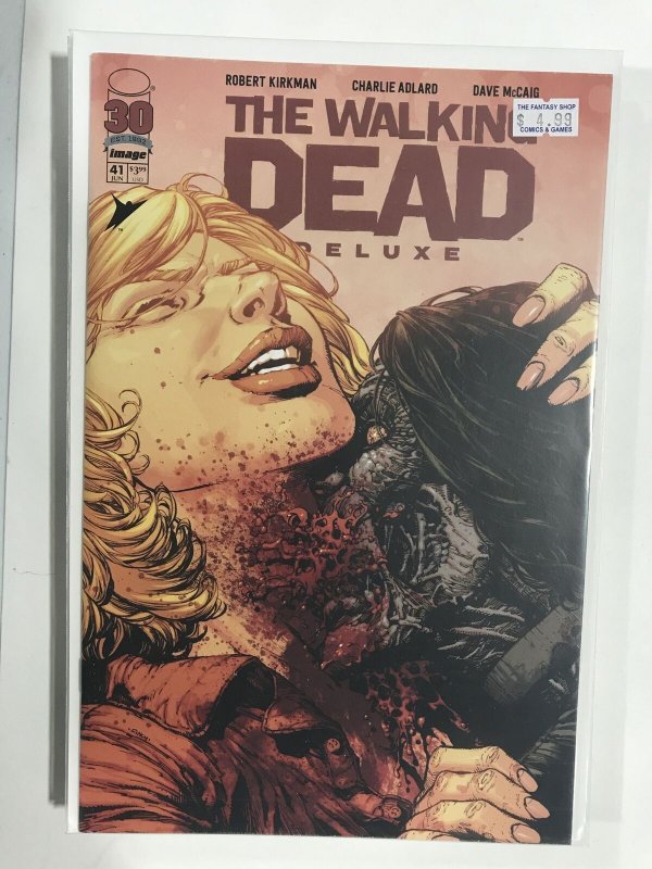The Walking Dead Deluxe #41 (2022) The Walking Dead NM3B145 NEAR MINT NM