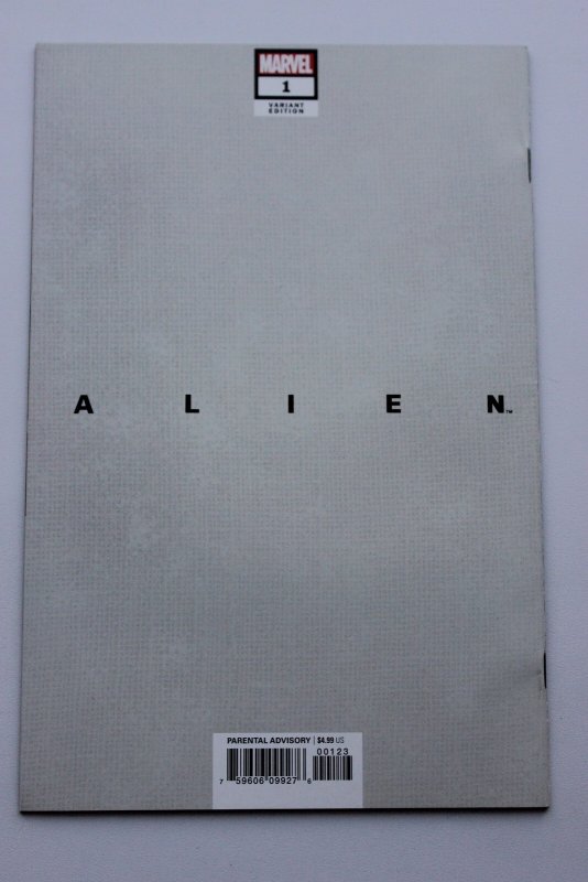 Alien #1 Wal-Mart Cover (2021) Alien / Aliens NM