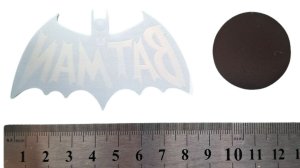 Pin Acrilico Logo Batman 8 x 5 cms con Iman