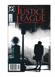 Justice League America #27 Newsstand Edition (1989) b1