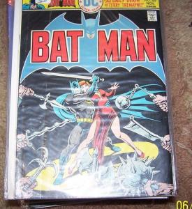 Batman comic  # 269 (Jan 1976, DC) bronze age bat chiller