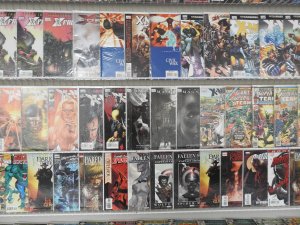 Huge Lot 150+ Comics W/ X-Men, Super-Villian Team-Up, +More! Avg FN Condition!