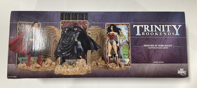 TRINITY BOOKENDS BATMAN SUPERMAN WONDER WOMAN SEALED IN BOX 081/500 DC DIRECT