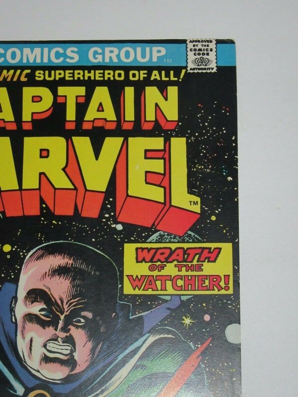 Captain Marvel #36 Marvel Value Stamp Intact 1975 Marvel Comics VF/NM