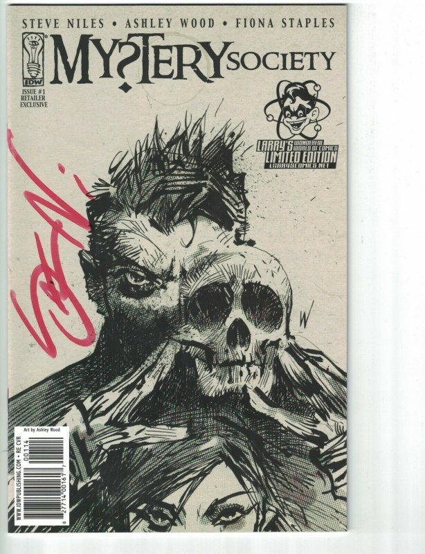 Mystery Society #1 VF/NM larry's variant signed by steve niles - IDW ashley wood