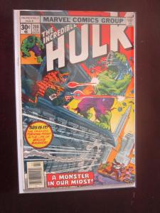 Incredible Hulk (1962-1999 1st Series) #208 - 7.0 - 1977