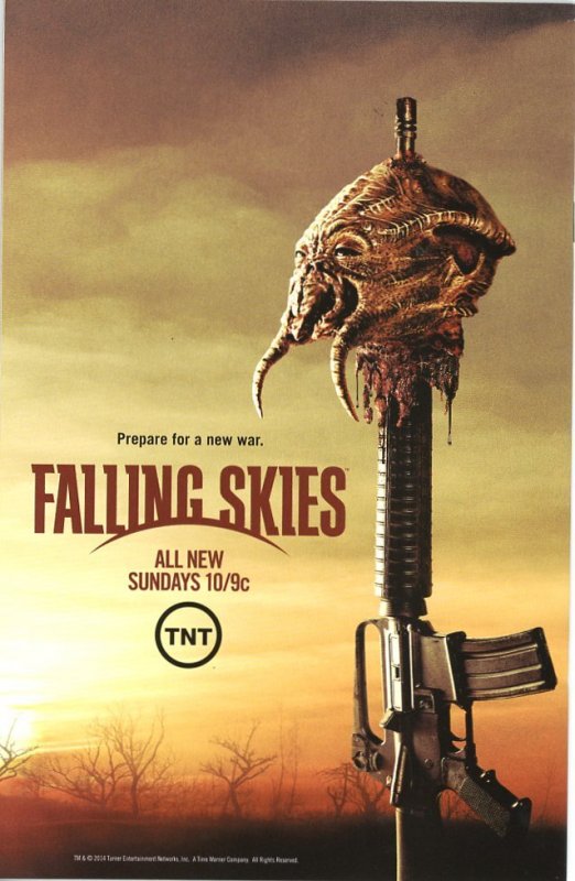 Batman/Superman 12  Batgirl & Supergirl Bombshell Variant by Lupacchino 2014