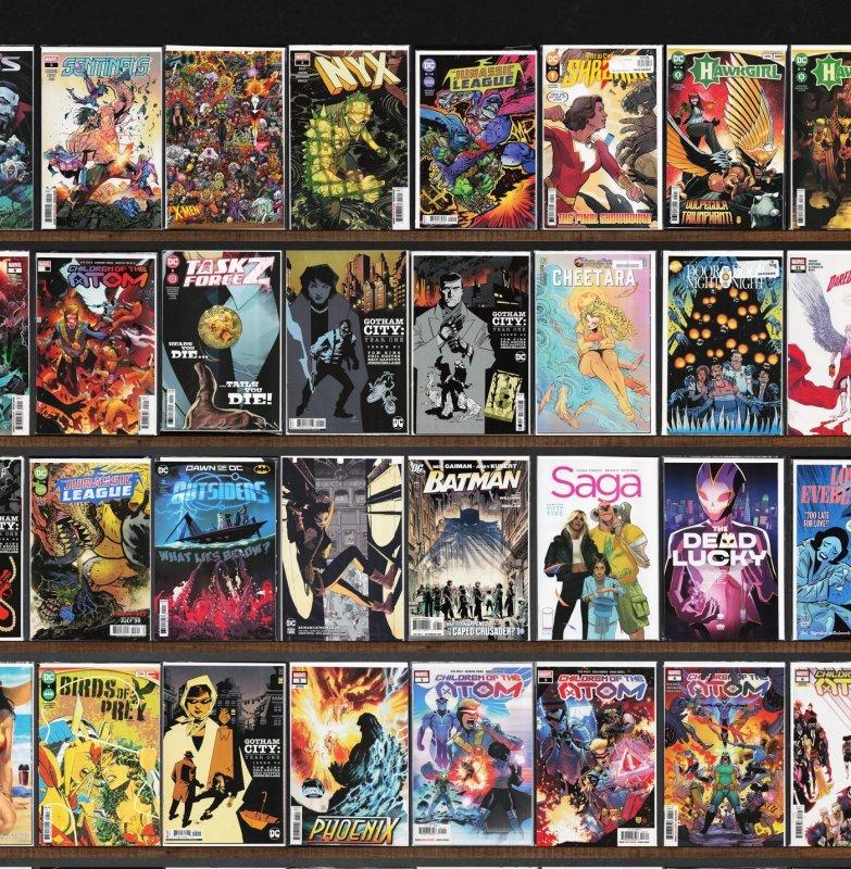 Huge Lot 150+ Comics with Batman, Detective Comics, Love Everlasting & More!