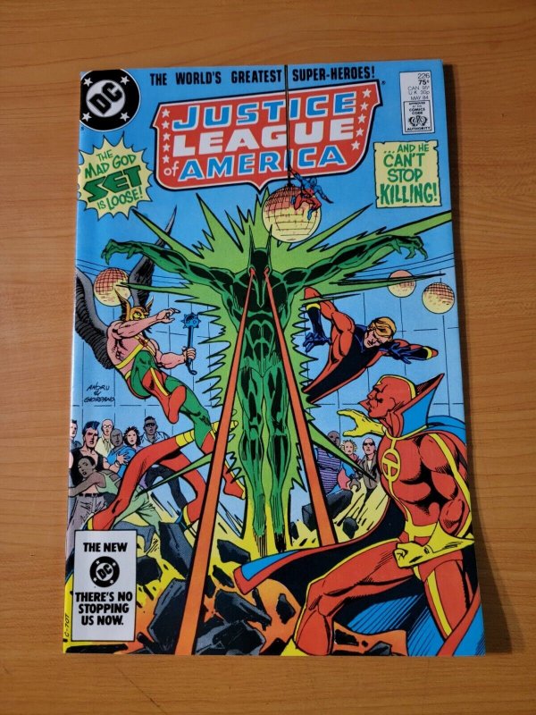 Justice League of America #226 Direct Market Edition ~ NEAR MINT NM ~ 1984 DC