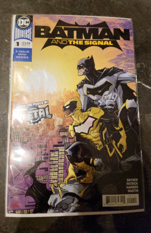 Batman & the Signal #1 (2018)