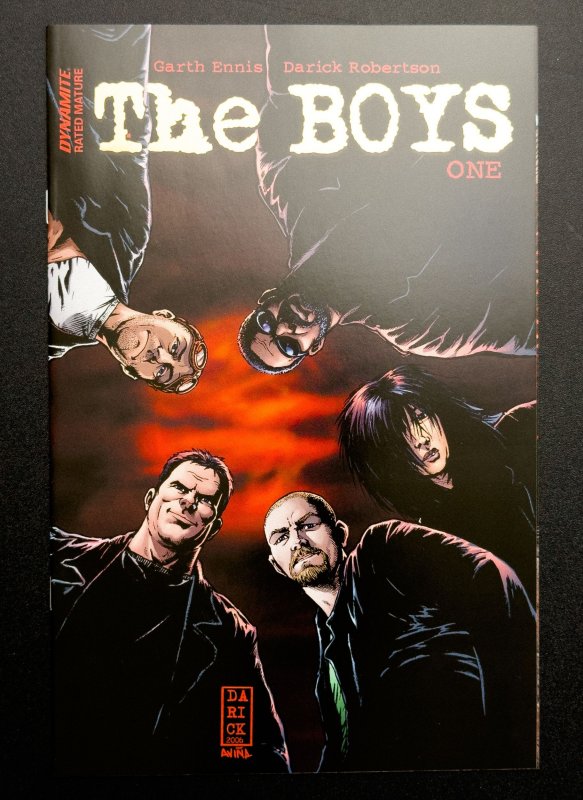 The Boys #1 [Gold Foil Cover] (2006) NM