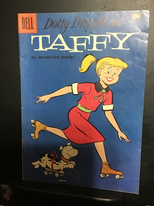 Four Color #903 (1958) Dotty Dripple and Taffy midgrade key! FN Wow!