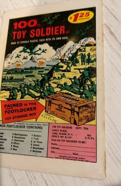 Fantastic Four Annual #2 (196 final victory of dr doom  -1,5 inch spine split