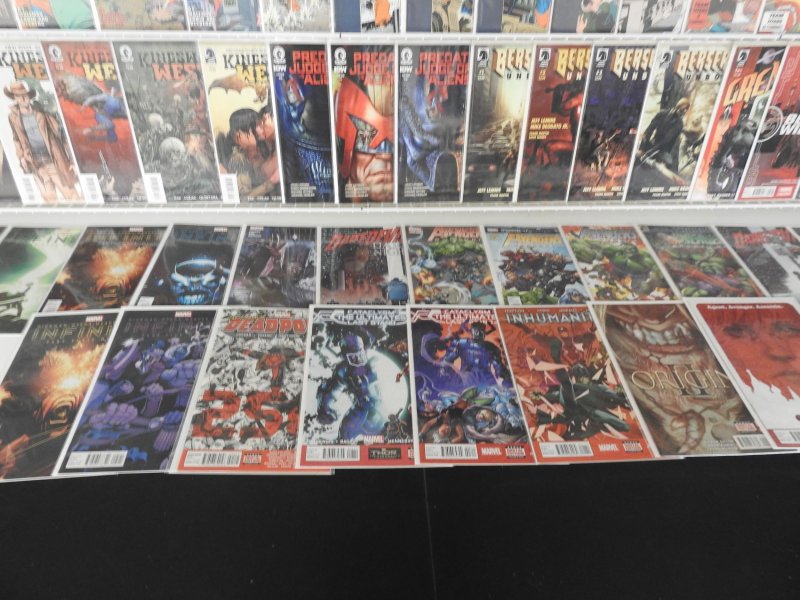 Huge Lot 140+ Comics W/ Star Wars, Deathstroke, DCeased, +More! Avg VF Cond!