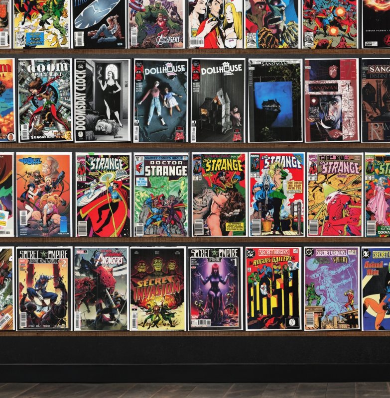 Huge Lot 150+ Comics with Doom Patrol, Doomsday Clock, Secret Invasion & More!