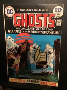 Ghosts #24 (1974) high-grade DC horror issue beauty! NM- Wow!