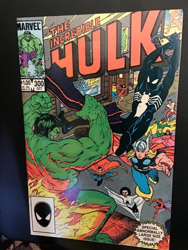 The Incredible Hulk #300 (1984) Key issue! Black Spider-Man, Avengers NM- Wow!