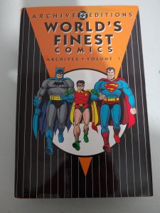 ​ARCHIVE EDITION WORLD'S FINEST COMICS VOLUME 1 HARDCOVER